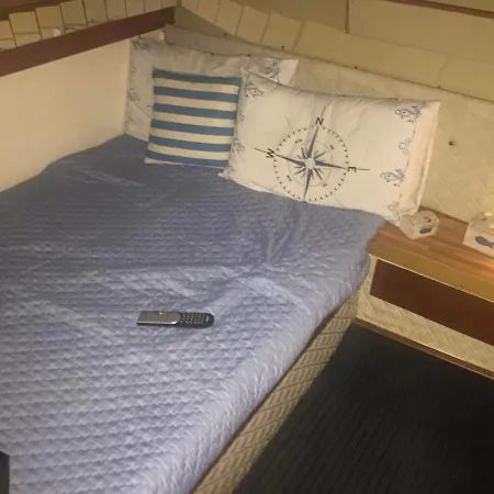 Hotel en barco King Queen *